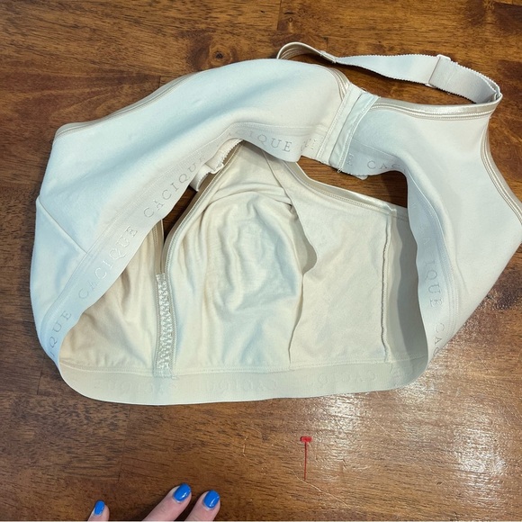 Lane Bryant Cacique nude wireless bra size 48D - Picture 6 of 6